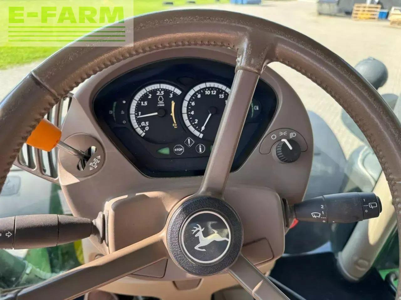 John Deere 6250r - Tracteur agricole: photos 2 John Deere 6250r - Tracteur agricole: photos 2