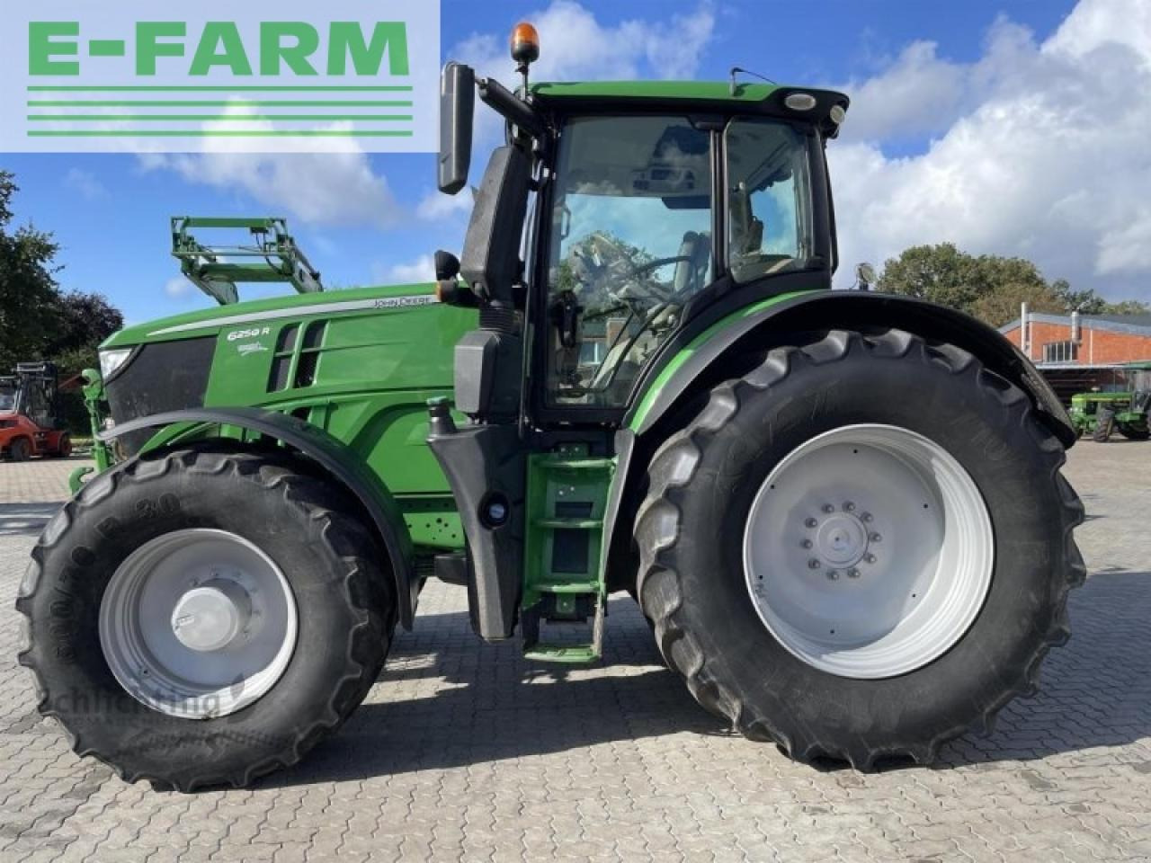 John Deere 6250r - Tracteur agricole: photos 2 John Deere 6250r - Tracteur agricole: photos 2