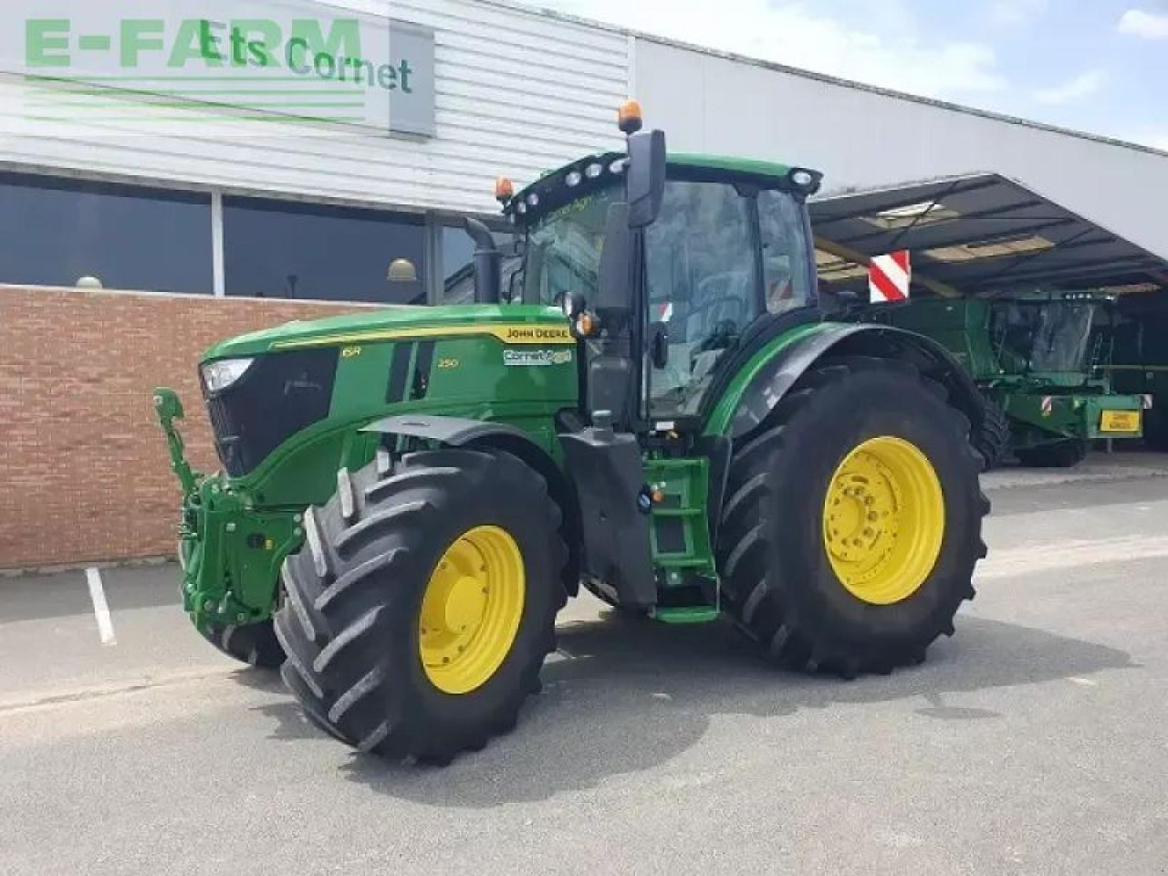 John Deere 6r 250 - Tracteur agricole: photos 1 John Deere 6r 250 - Tracteur agricole: photos 1