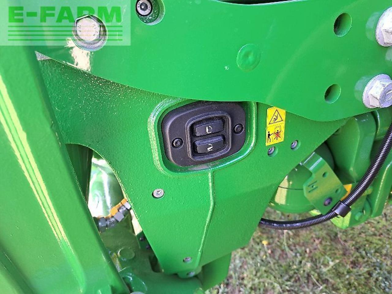 John Deere 6r195 / 6r195 - Tracteur agricole: photos 5 John Deere 6r195 / 6r195 - Tracteur agricole: photos 5