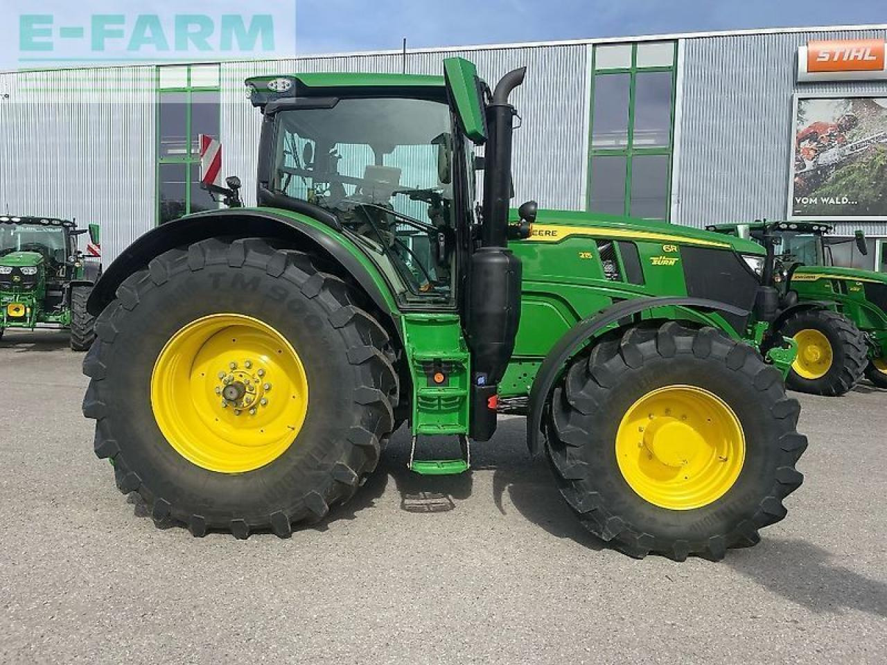 John Deere 6r215 / 6r 215 - Tracteur agricole: photos 1 John Deere 6r215 / 6r 215 - Tracteur agricole: photos 1
