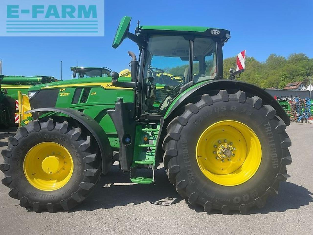 John Deere 6r215 / 6r 215 - Tracteur agricole: photos 1 John Deere 6r215 / 6r 215 - Tracteur agricole: photos 1