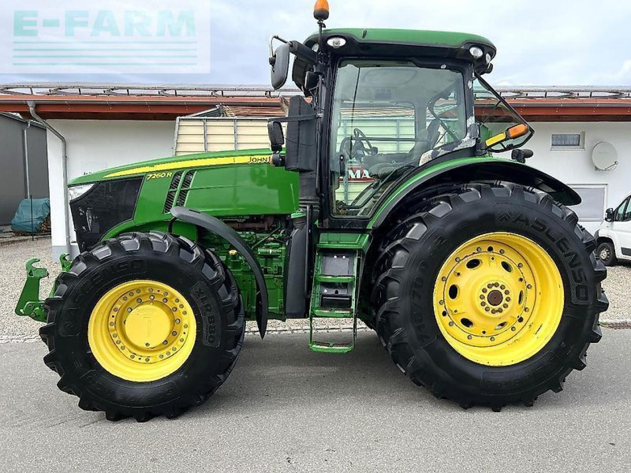 John Deere 7260 r mit einer guten ausstattung - Tracteur agricole: photos 2 John Deere 7260 r mit einer guten ausstattung - Tracteur agricole: photos 2