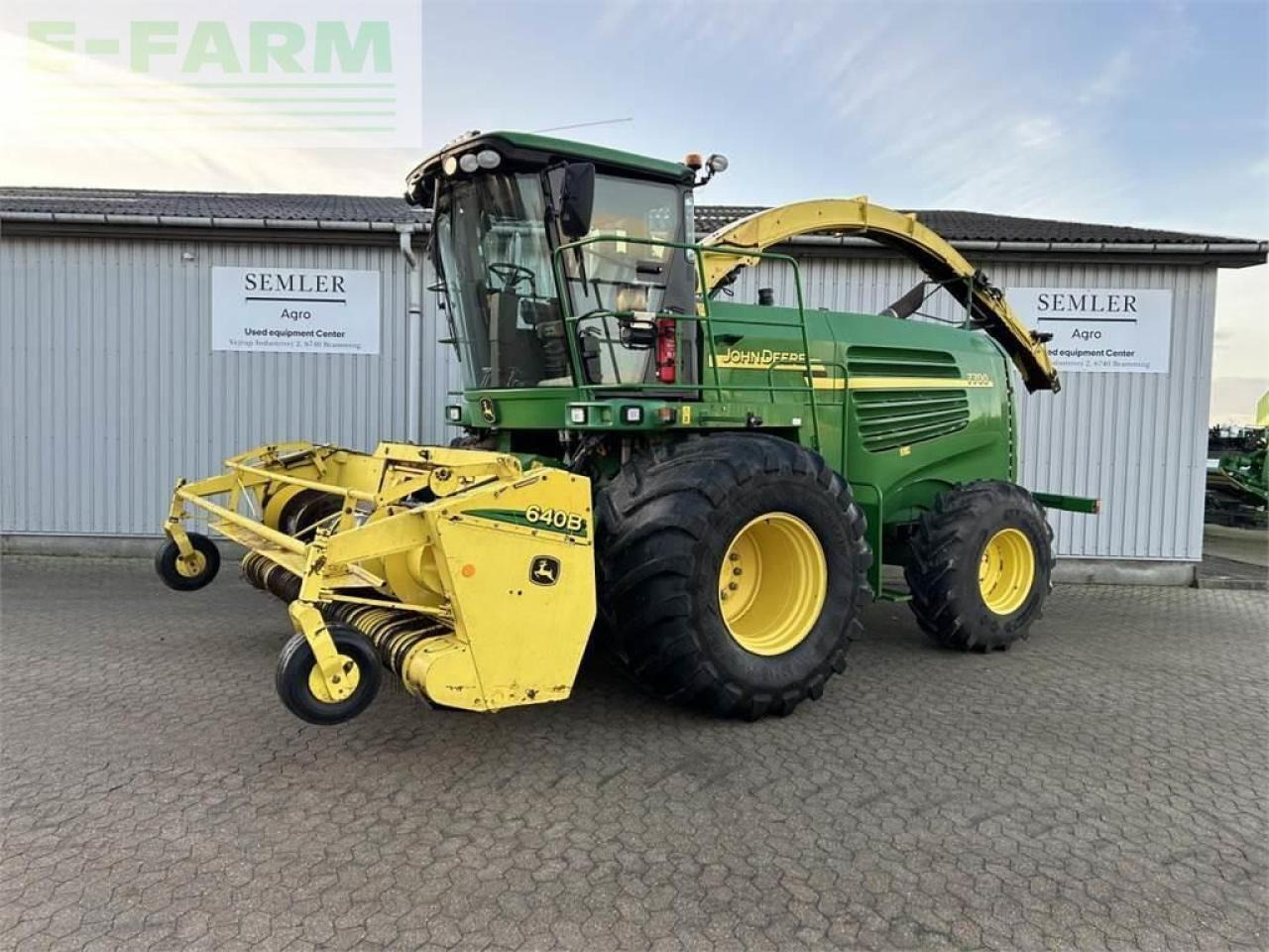 John Deere 7700 - Accessoire aux ensileuses: photos 1 John Deere 7700 - Accessoire aux ensileuses: photos 1