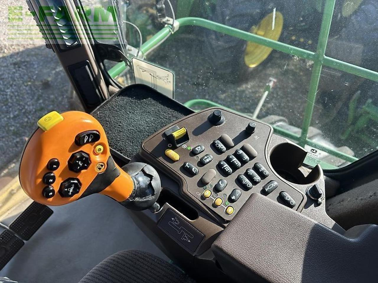 John Deere 7780i - Ensileuse: photos 5 John Deere 7780i - Ensileuse: photos 5
