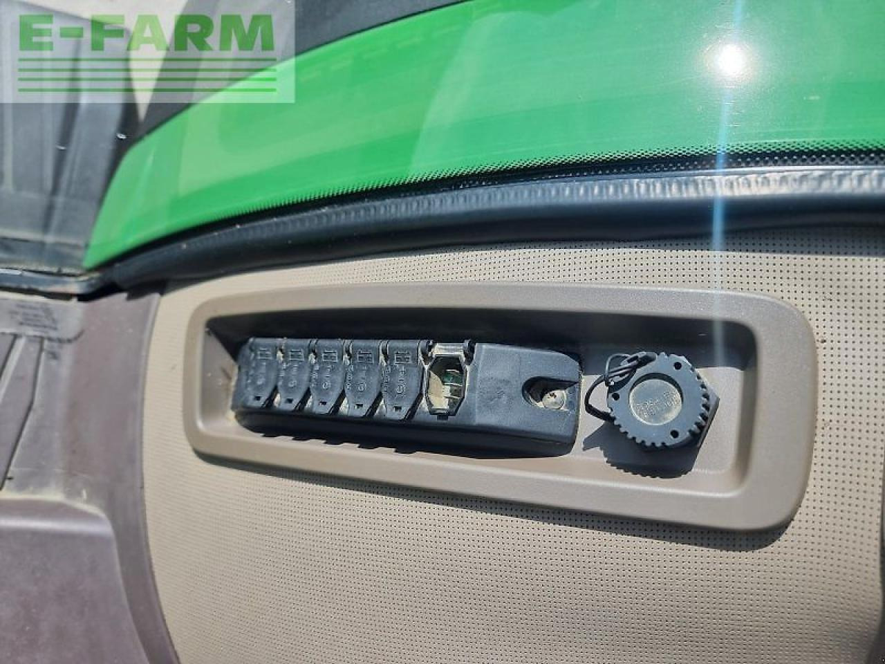 Tracteur agricole John Deere 8360r 8360 r 6272h: photos 19