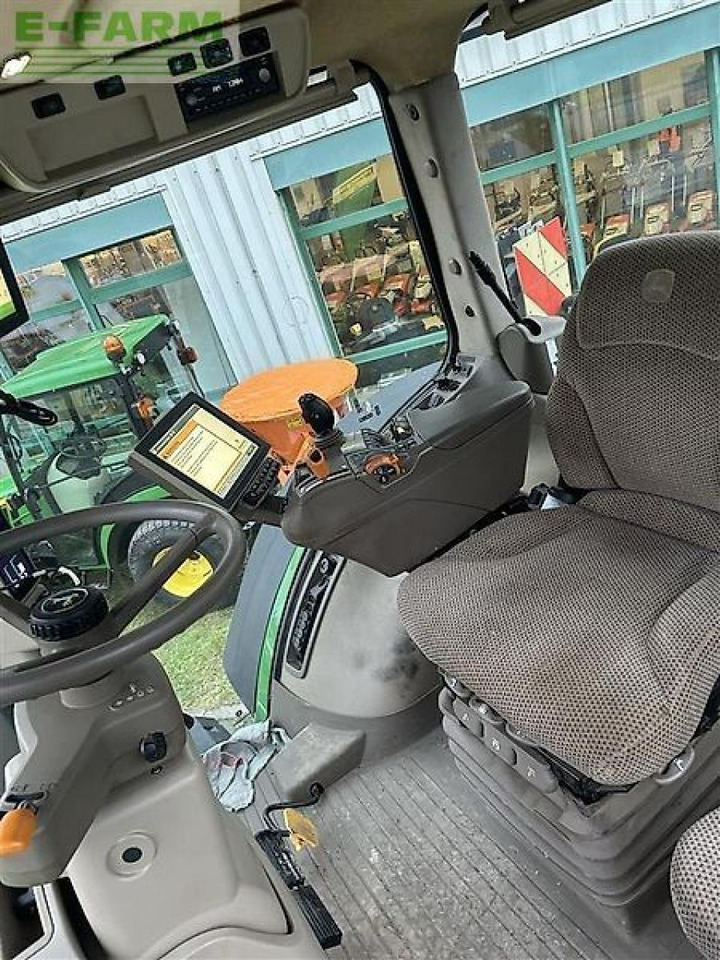 Tracteur agricole John Deere 8370r: photos 9