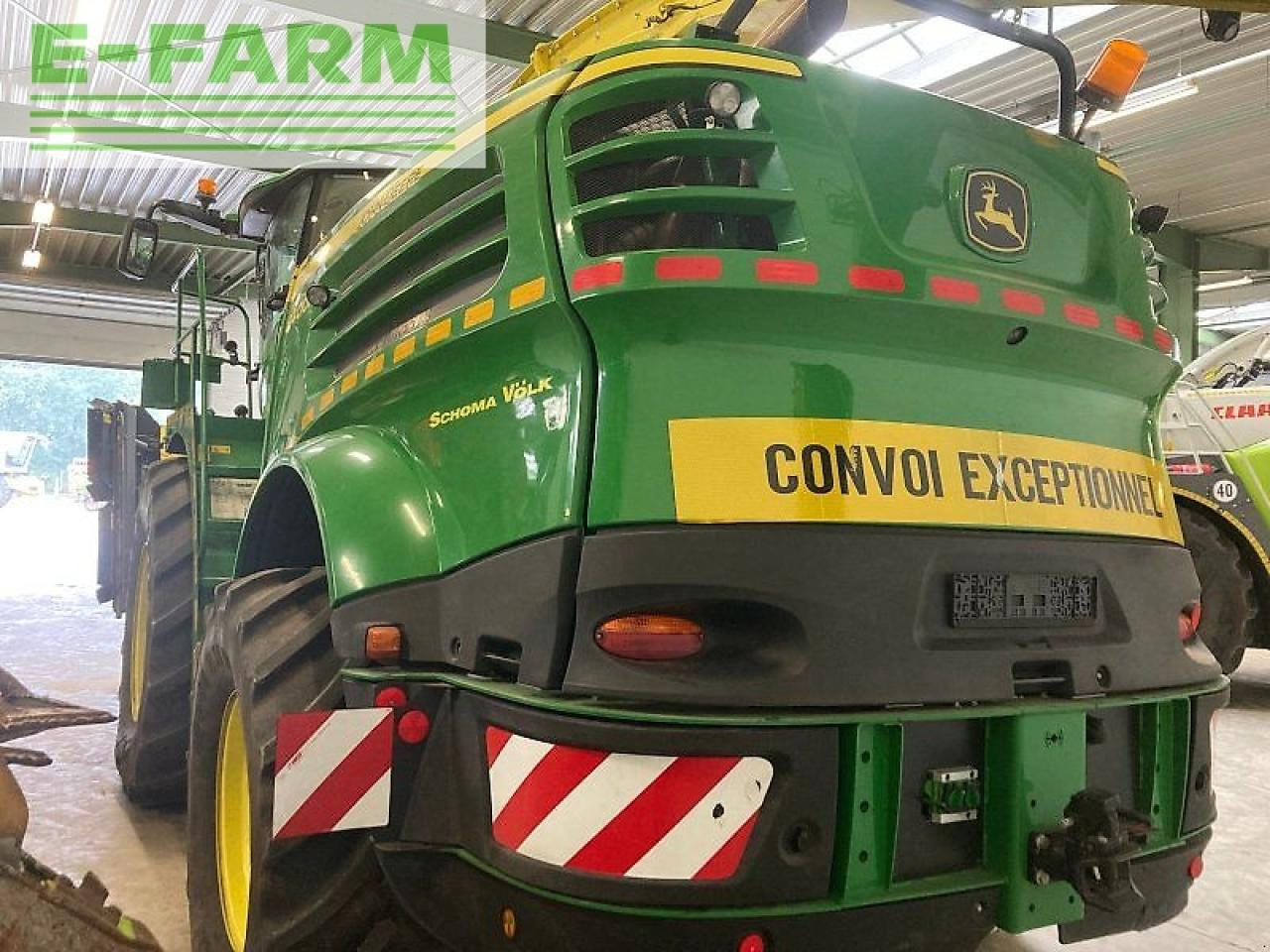 John Deere 8400i - Ensileuse: photos 4 John Deere 8400i - Ensileuse: photos 4