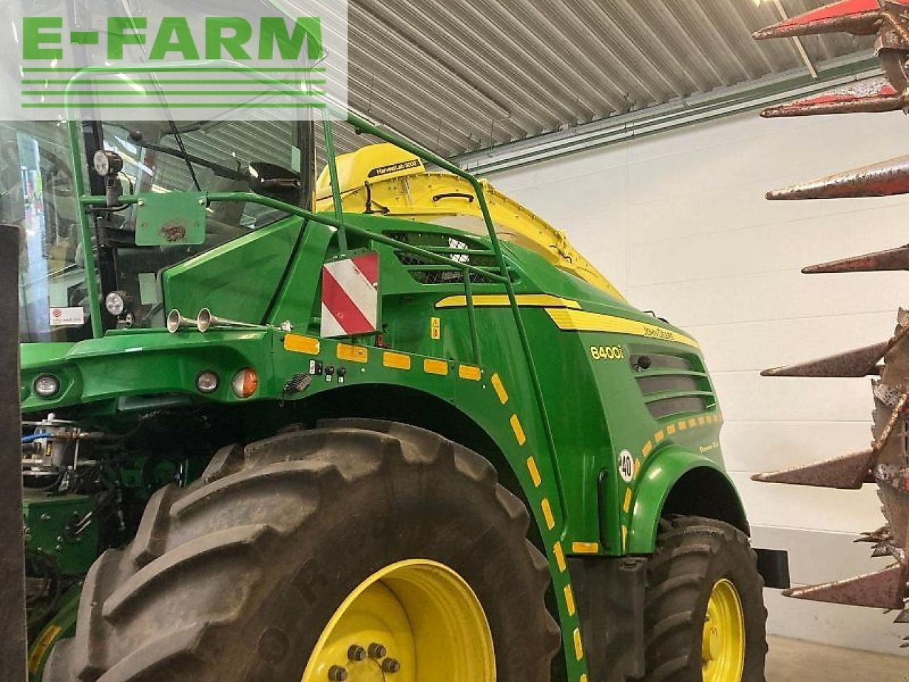 John Deere 8400i - Ensileuse: photos 3 John Deere 8400i - Ensileuse: photos 3