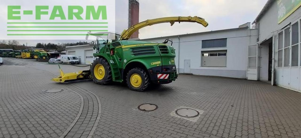 John Deere 8400i - Ensileuse: photos 4 John Deere 8400i - Ensileuse: photos 4