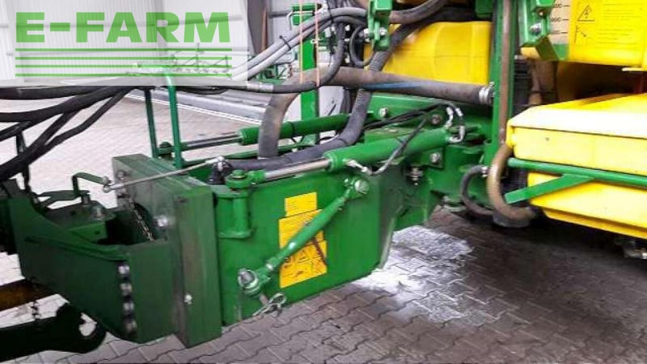 John Deere 840i anhängefeldspritze - Pulvérisateur traîné: photos 4 John Deere 840i anhängefeldspritze - Pulvérisateur traîné: photos 4