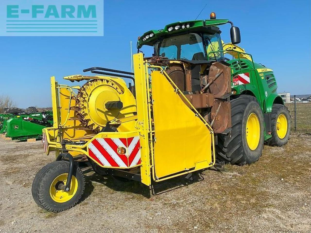 John Deere 8500 mit kemper 460 stalkbuster - Ensileuse: photos 1 John Deere 8500 mit kemper 460 stalkbuster - Ensileuse: photos 1