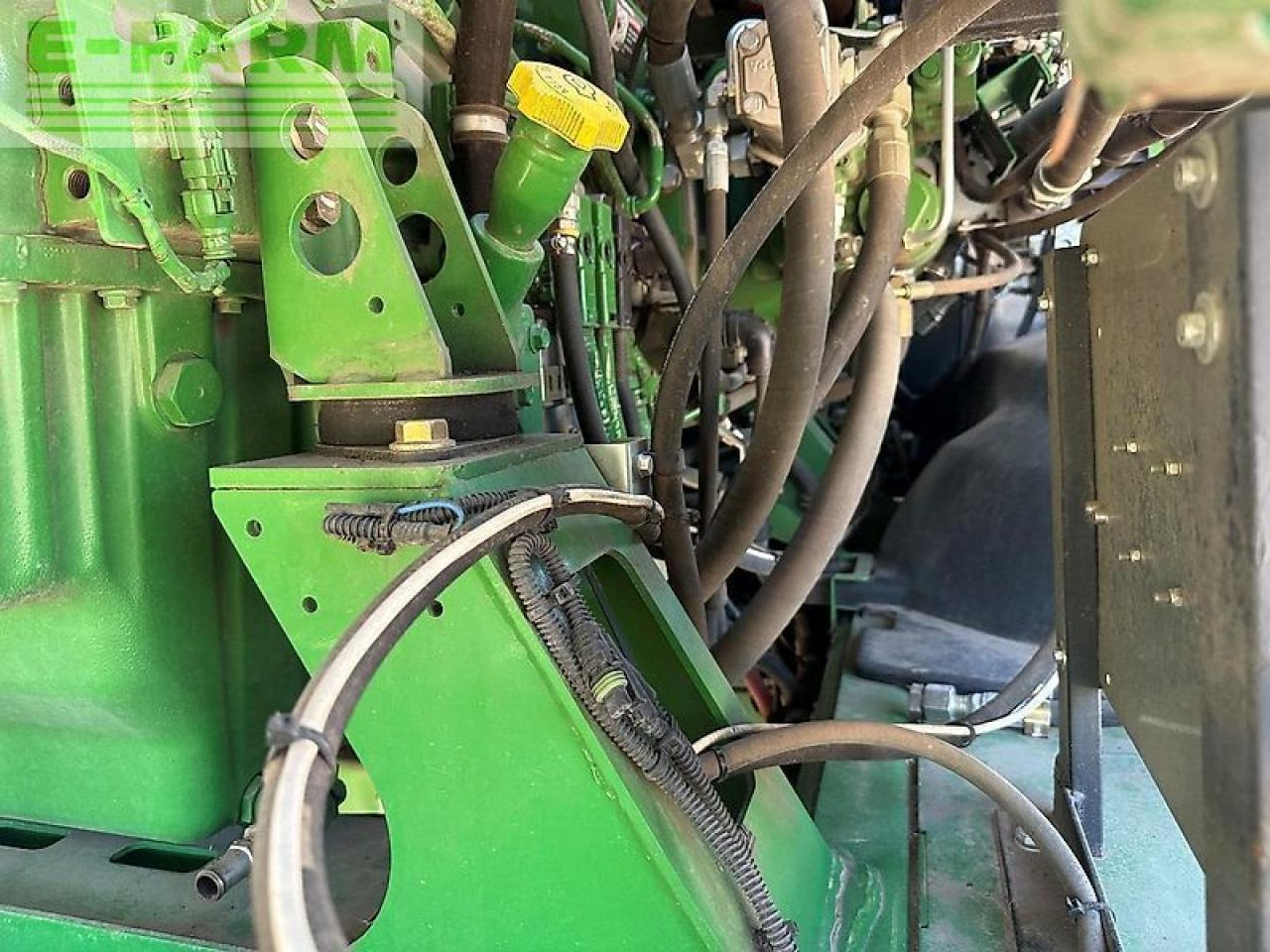 Moissonneuse-batteuse John Deere 8600: photos 16
