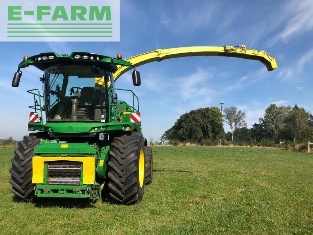 John Deere 8600 - Ensileuse: photos 1 John Deere 8600 - Ensileuse: photos 1