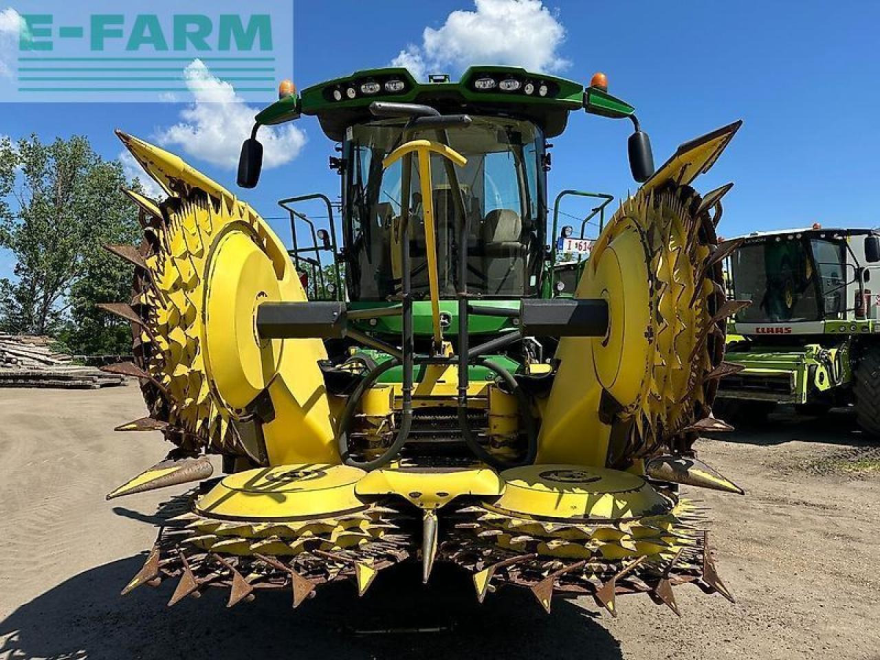 John Deere 8600 - Moissonneuse-batteuse: photos 2 John Deere 8600 - Moissonneuse-batteuse: photos 2