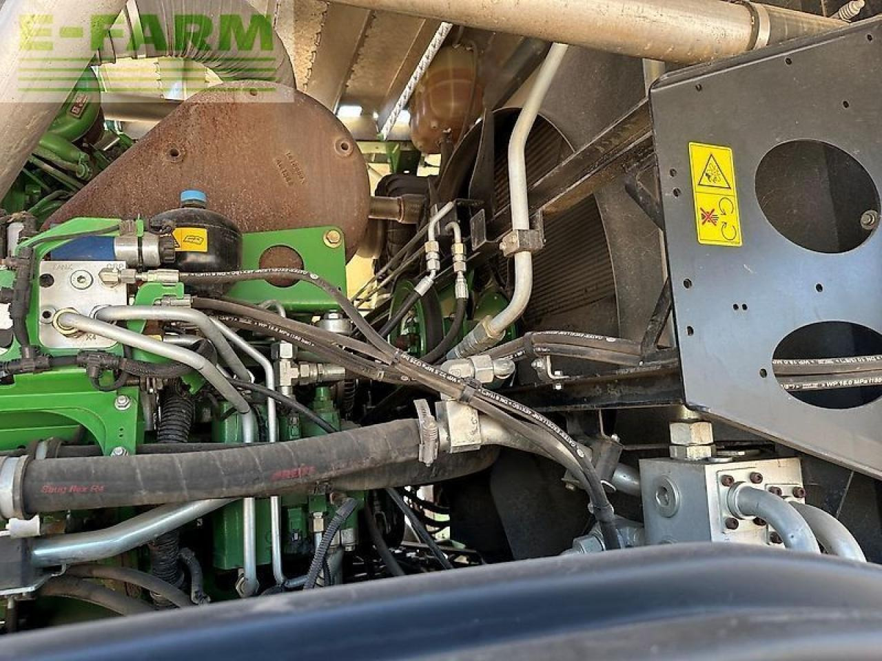 Moissonneuse-batteuse John Deere 8600: photos 18