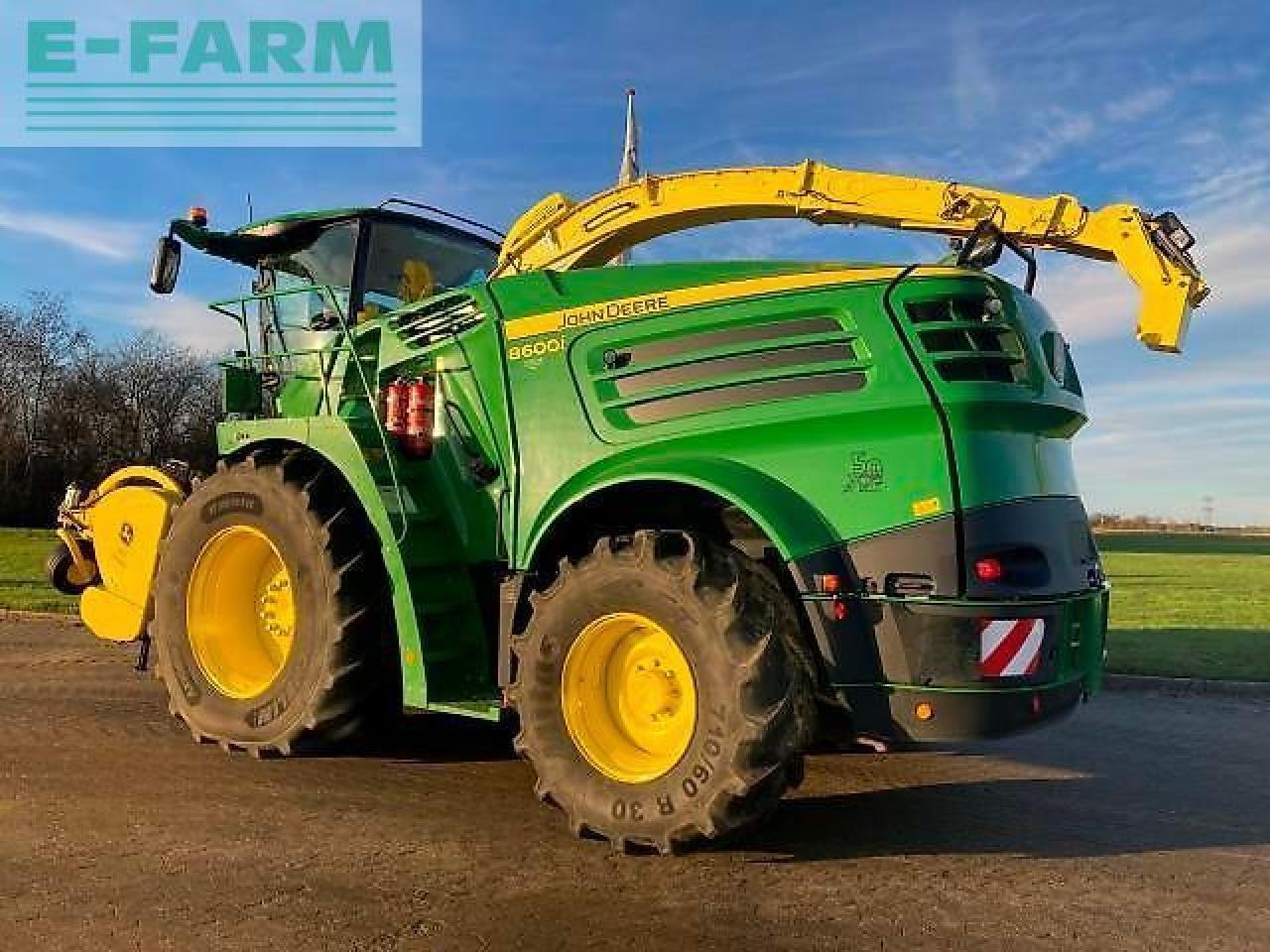 John Deere 8600i - Ensileuse: photos 3 John Deere 8600i - Ensileuse: photos 3