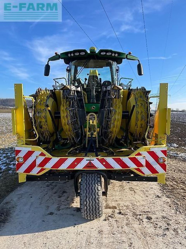 John Deere 8700i - Ensileuse: photos 2 John Deere 8700i - Ensileuse: photos 2