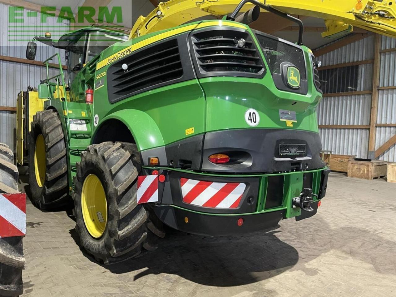 John Deere 9600 mit vorsatz motor neu! - Ensileuse: photos 5 John Deere 9600 mit vorsatz motor neu! - Ensileuse: photos 5