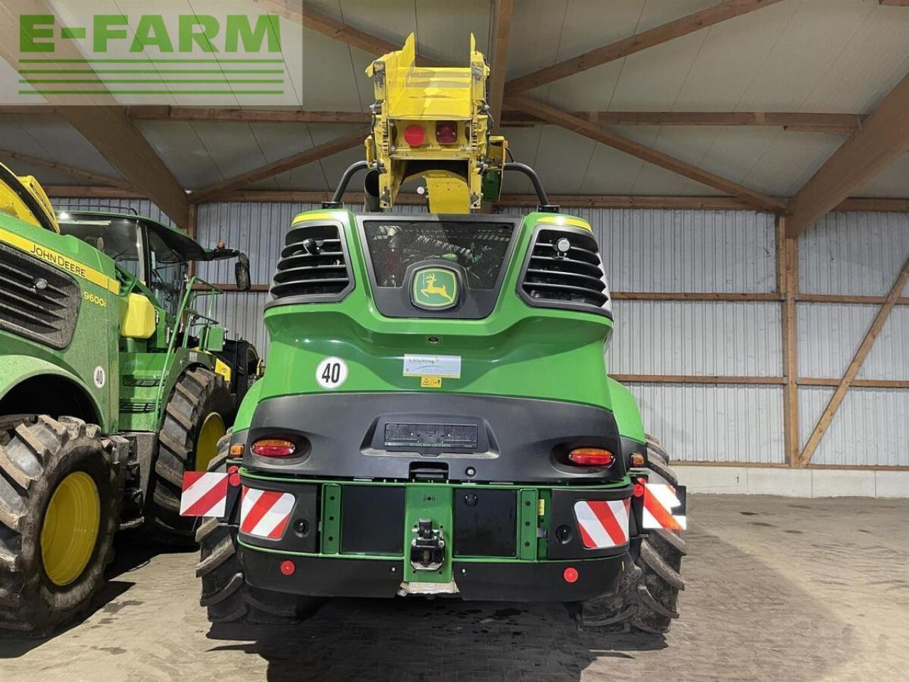 John Deere 9600 mit vorsatz motor neu! - Ensileuse: photos 4 John Deere 9600 mit vorsatz motor neu! - Ensileuse: photos 4
