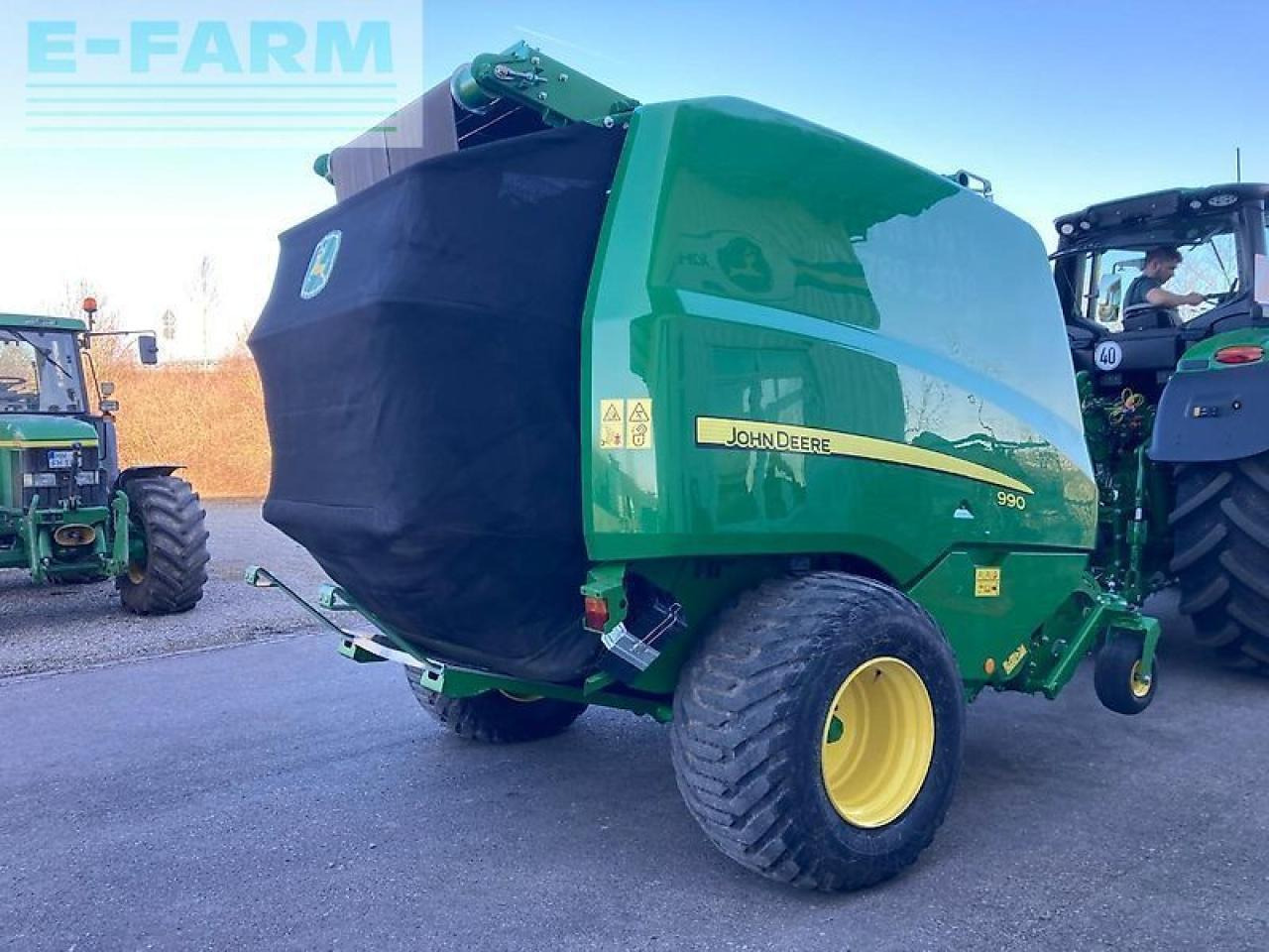 John Deere 990 maxi cut 25 - Presse à balles cubiques: photos 3 John Deere 990 maxi cut 25 - Presse à balles cubiques: photos 3