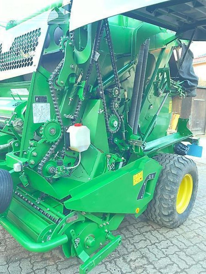 John Deere 990 premium - Presse à balles cubiques: photos 2 John Deere 990 premium - Presse à balles cubiques: photos 2