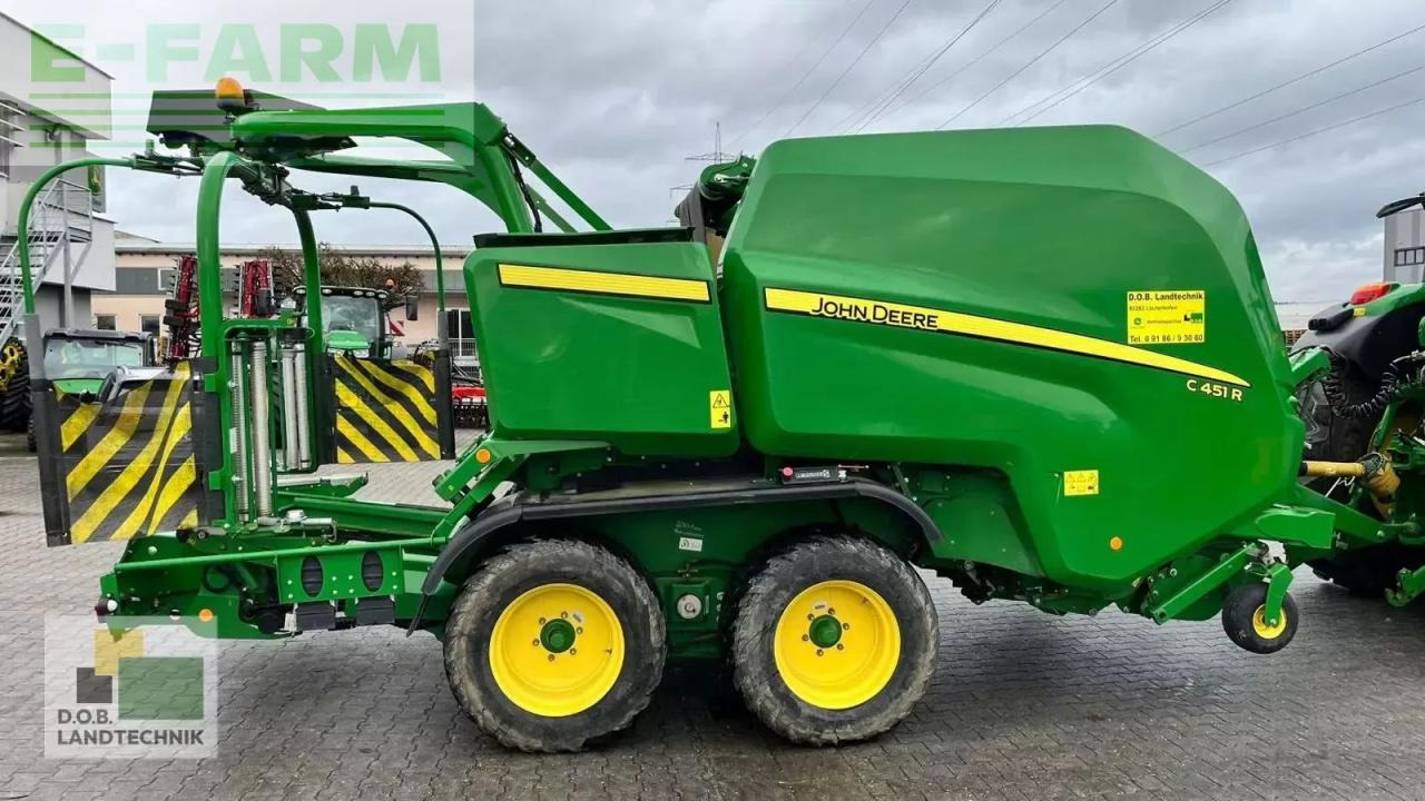 John Deere c451r - Presse à balles cubiques: photos 3 John Deere c451r - Presse à balles cubiques: photos 3