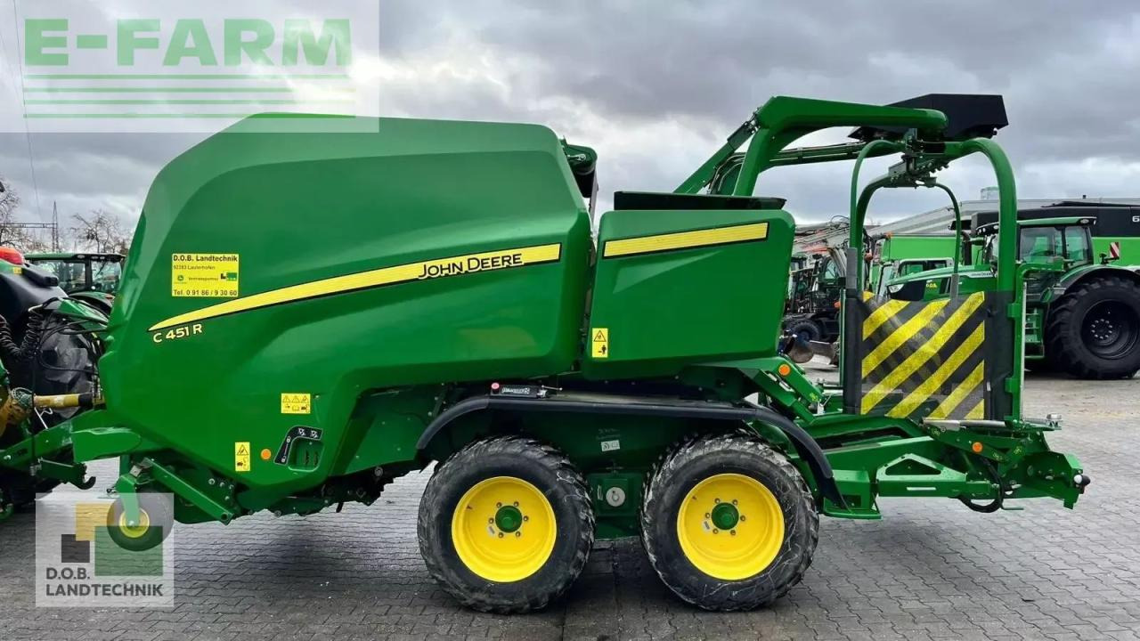 John Deere c451r - Presse à balles cubiques: photos 4 John Deere c451r - Presse à balles cubiques: photos 4
