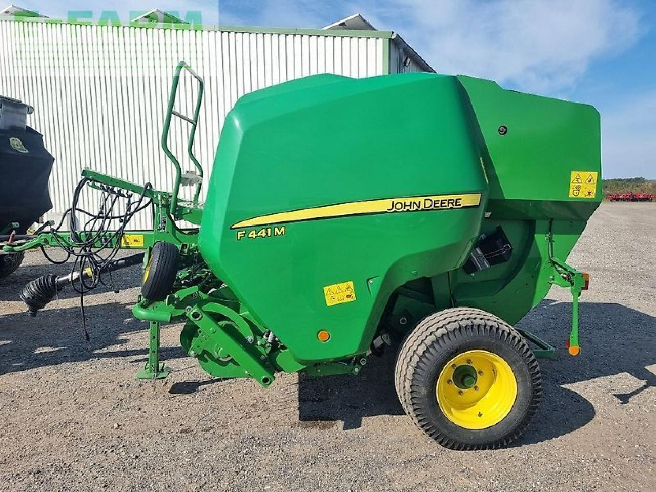 John Deere f441m - Presse à balles cubiques: photos 2 John Deere f441m - Presse à balles cubiques: photos 2