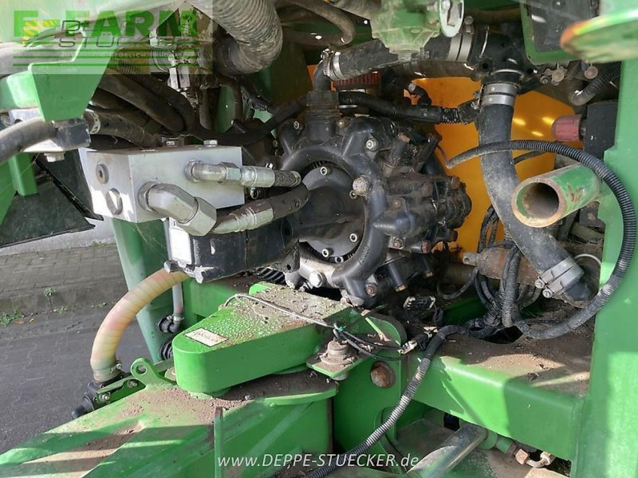 Pulvérisateur traîné John Deere m740i (mj14): photos 15 Pulvérisateur traîné John Deere m740i (mj14): photos 15