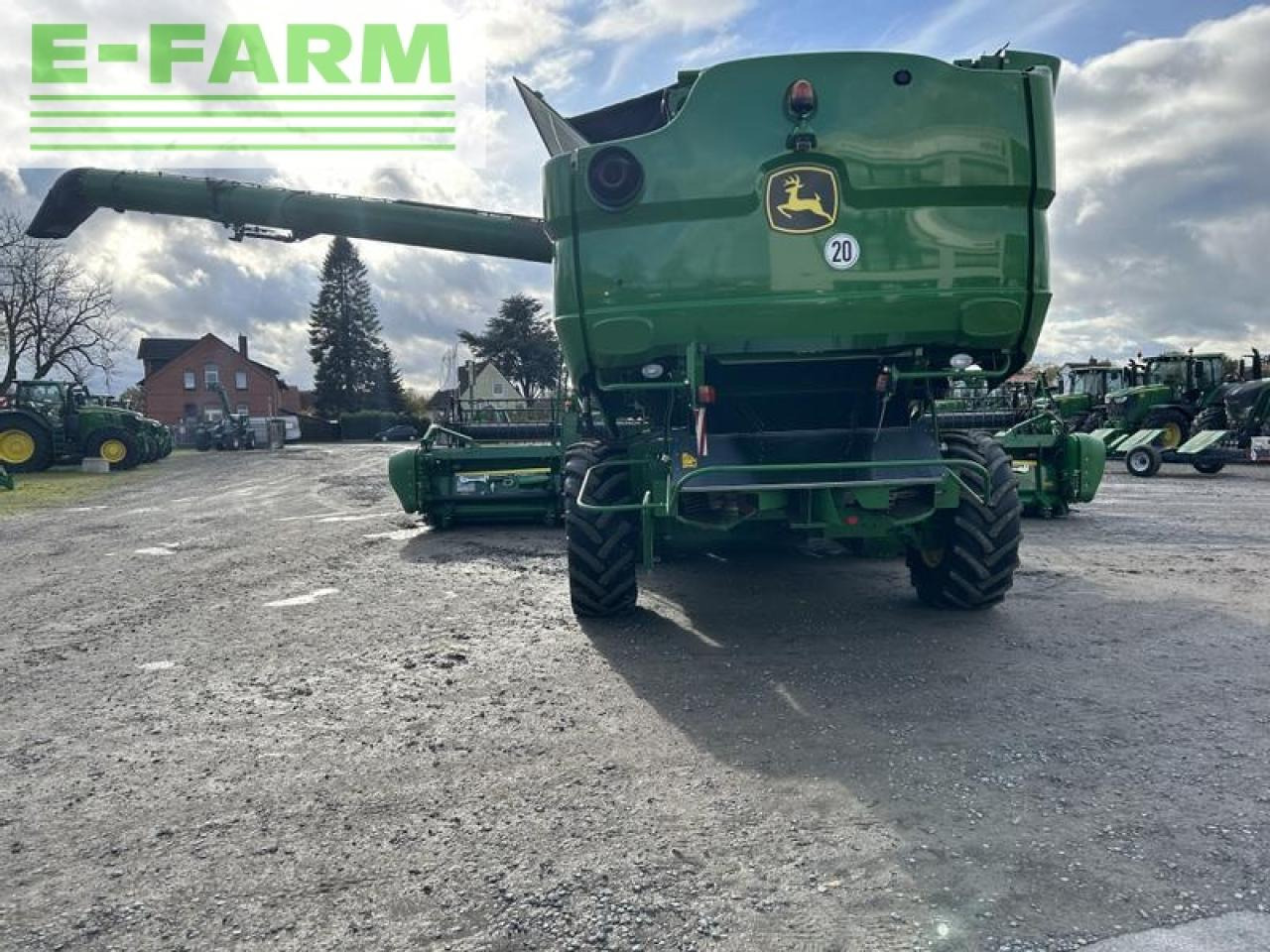 John Deere s685i - Moissonneuse-batteuse: photos 5 John Deere s685i - Moissonneuse-batteuse: photos 5