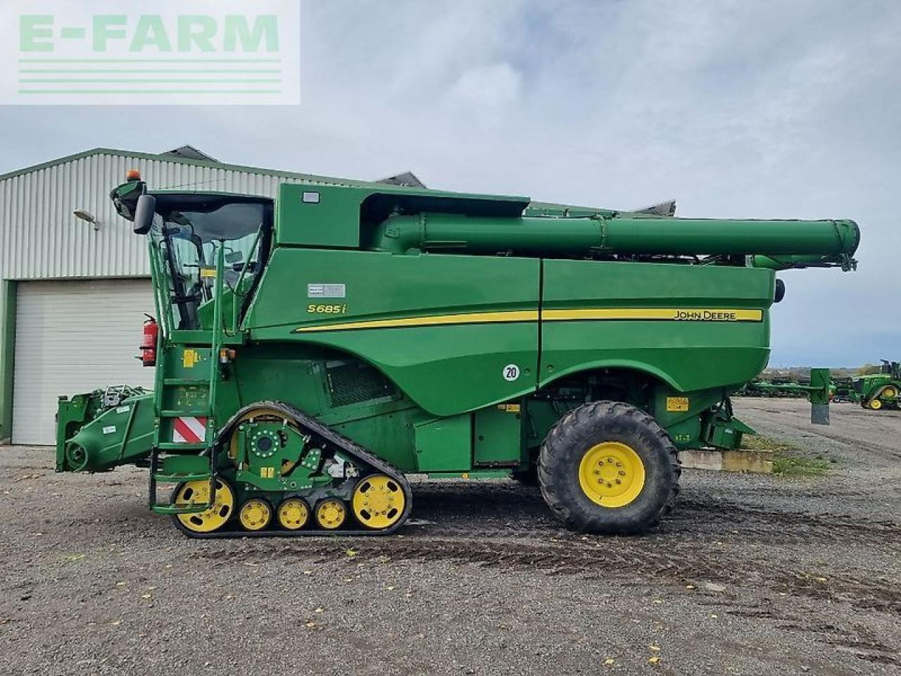 John Deere s685i my16 prod 20 - Moissonneuse-batteuse: photos 3 John Deere s685i my16 prod 20 - Moissonneuse-batteuse: photos 3