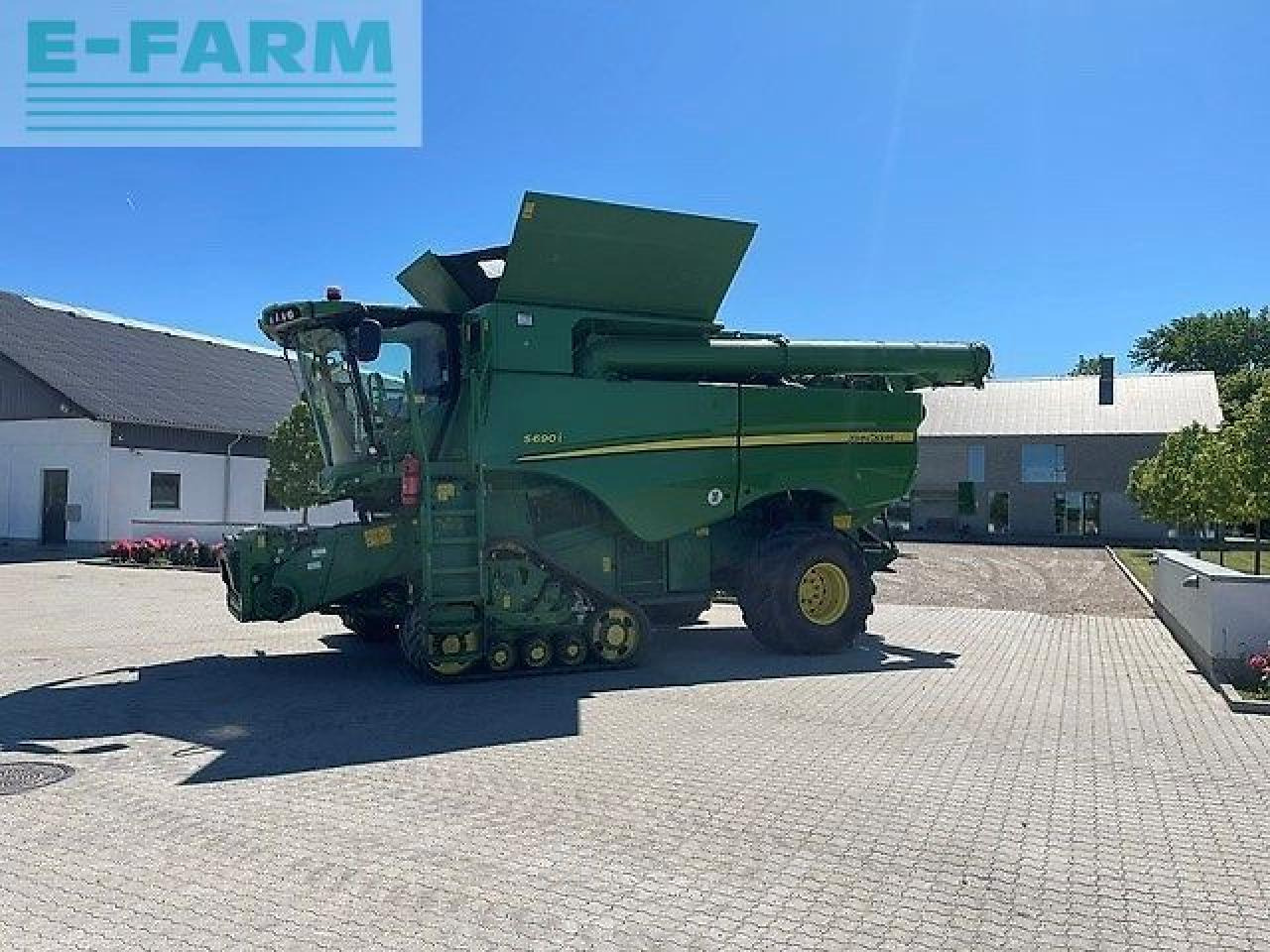 John Deere s690 - Moissonneuse-batteuse: photos 2 John Deere s690 - Moissonneuse-batteuse: photos 2
