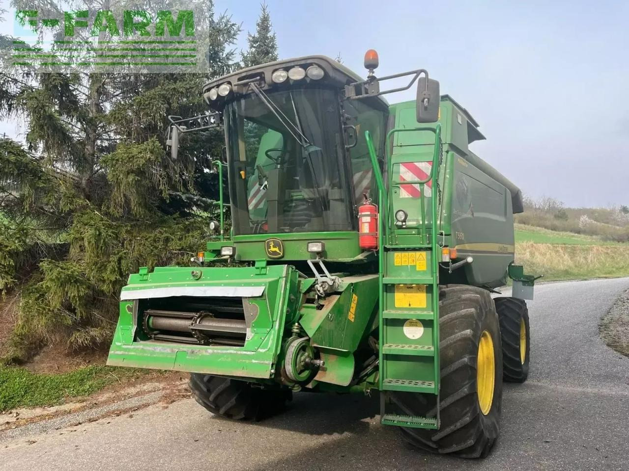 John Deere t560 - Moissonneuse-batteuse: photos 1 John Deere t560 - Moissonneuse-batteuse: photos 1