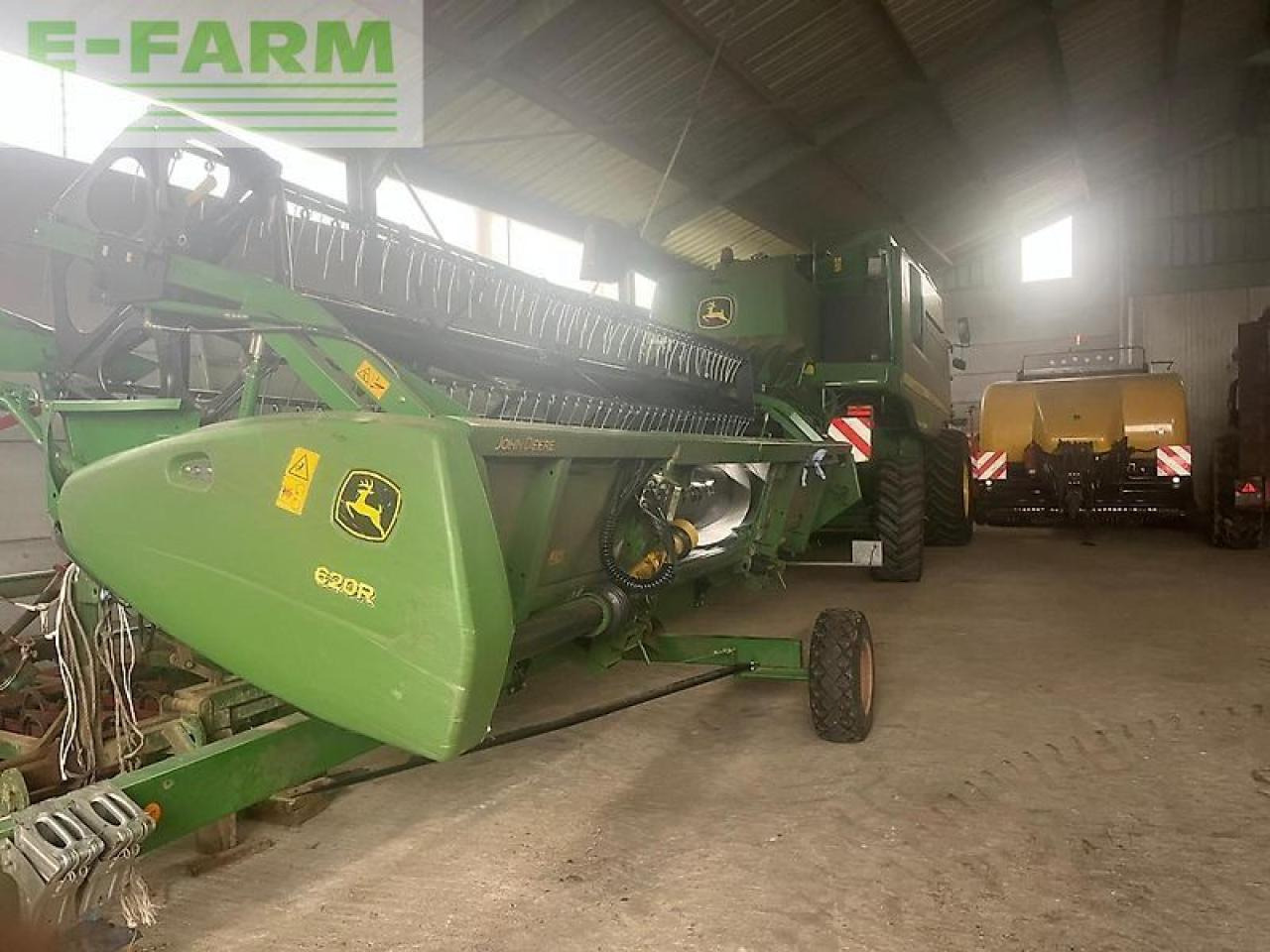 John Deere t560 hm - Moissonneuse-batteuse: photos 3 John Deere t560 hm - Moissonneuse-batteuse: photos 3