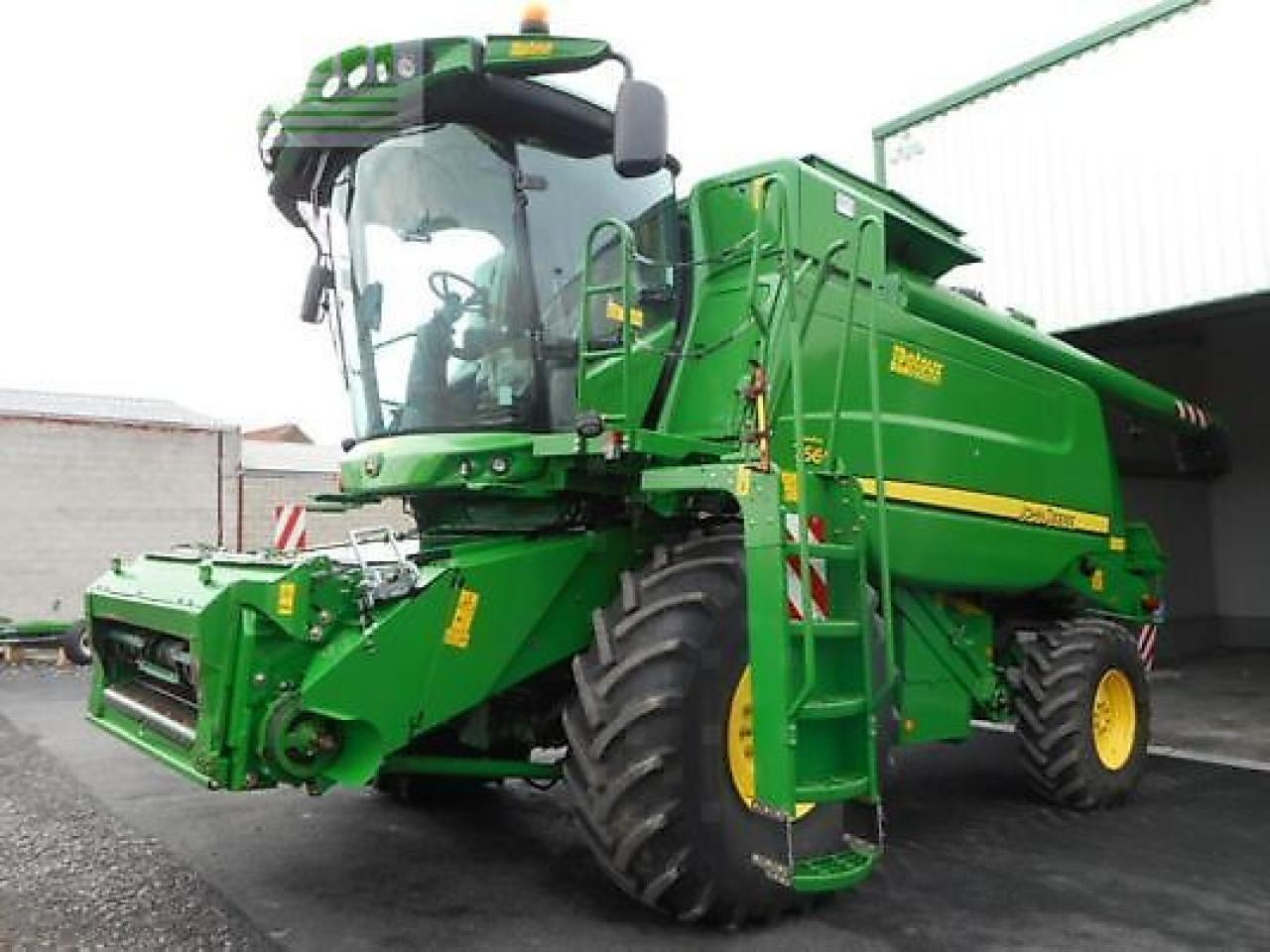 John Deere t660 - Moissonneuse-batteuse: photos 1 John Deere t660 - Moissonneuse-batteuse: photos 1
