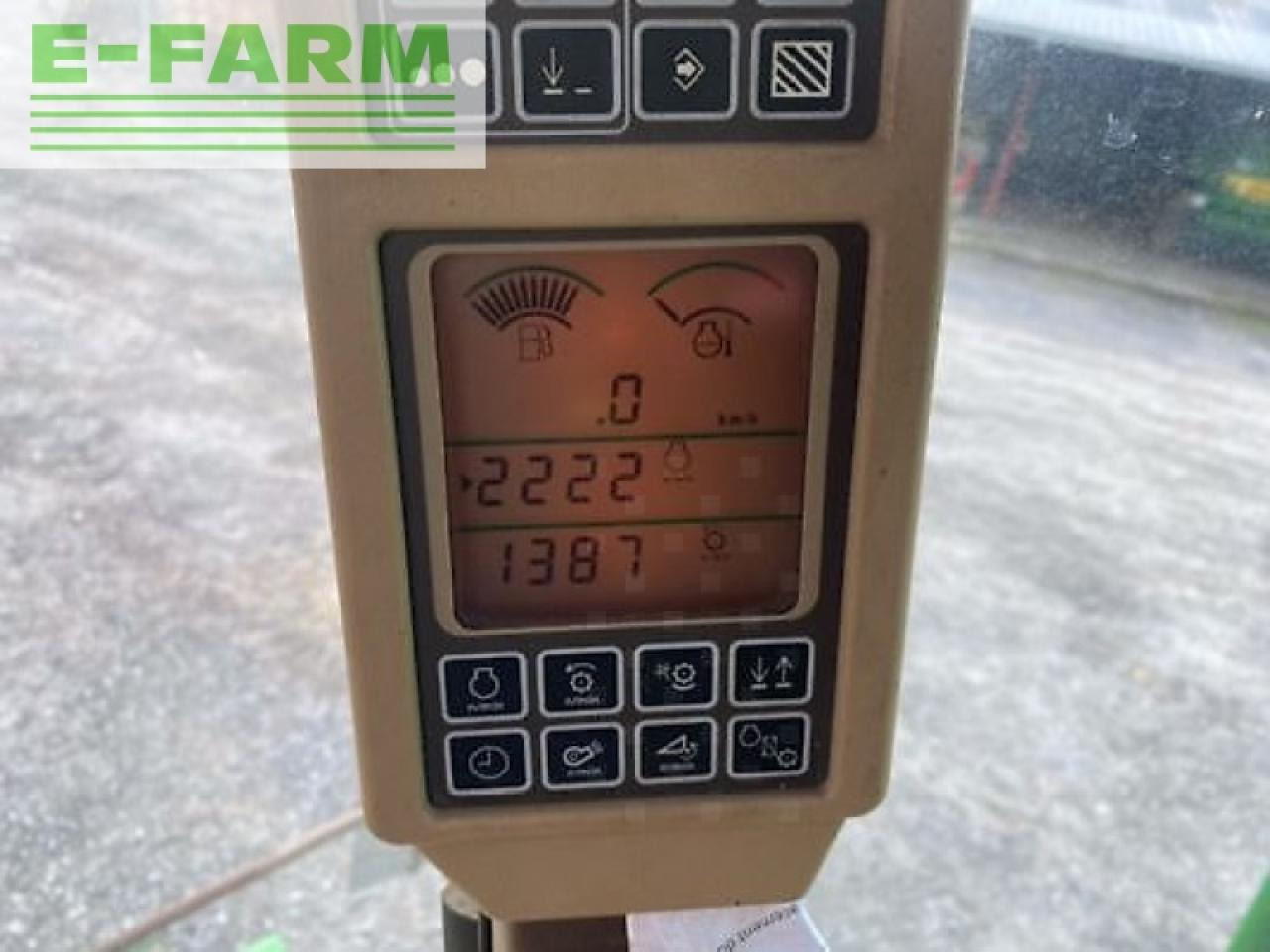 Moissonneuse-batteuse John Deere t660: photos 7 Moissonneuse-batteuse John Deere t660: photos 7