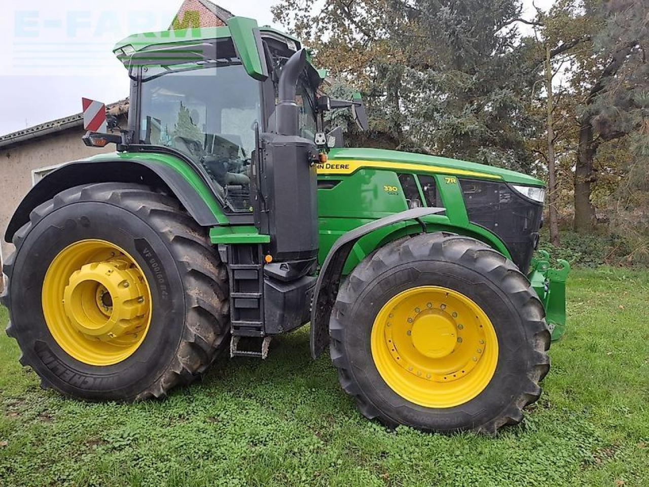 John Deere traktor 7r330 - Accessoire aux ensileuses: photos 1 John Deere traktor 7r330 - Accessoire aux ensileuses: photos 1