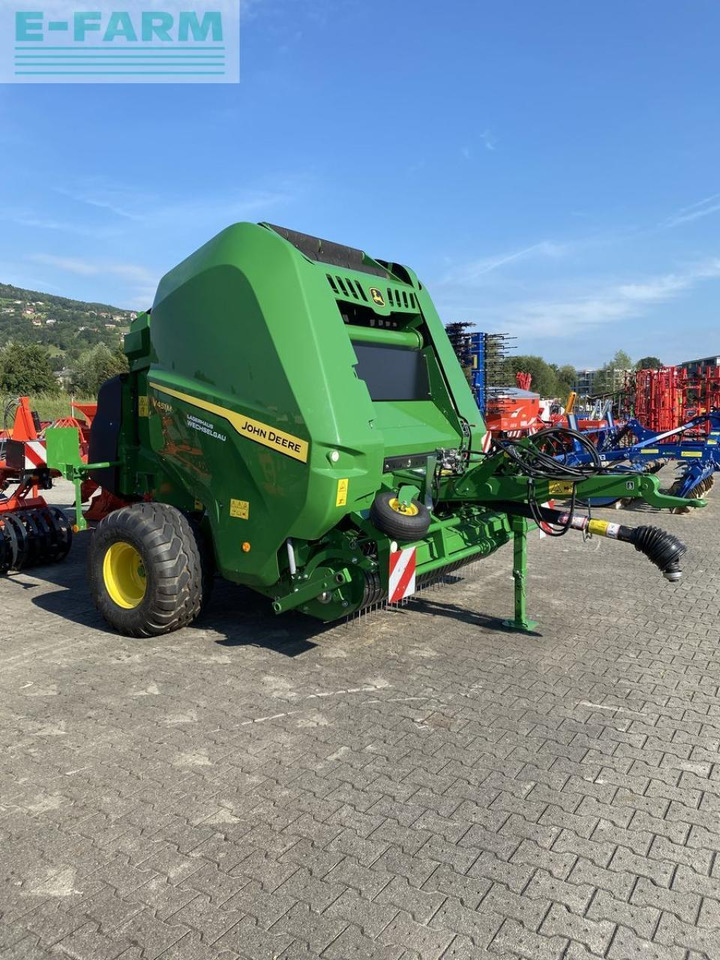 John Deere v451 m - Presse à balles cubiques: photos 4 John Deere v451 m - Presse à balles cubiques: photos 4