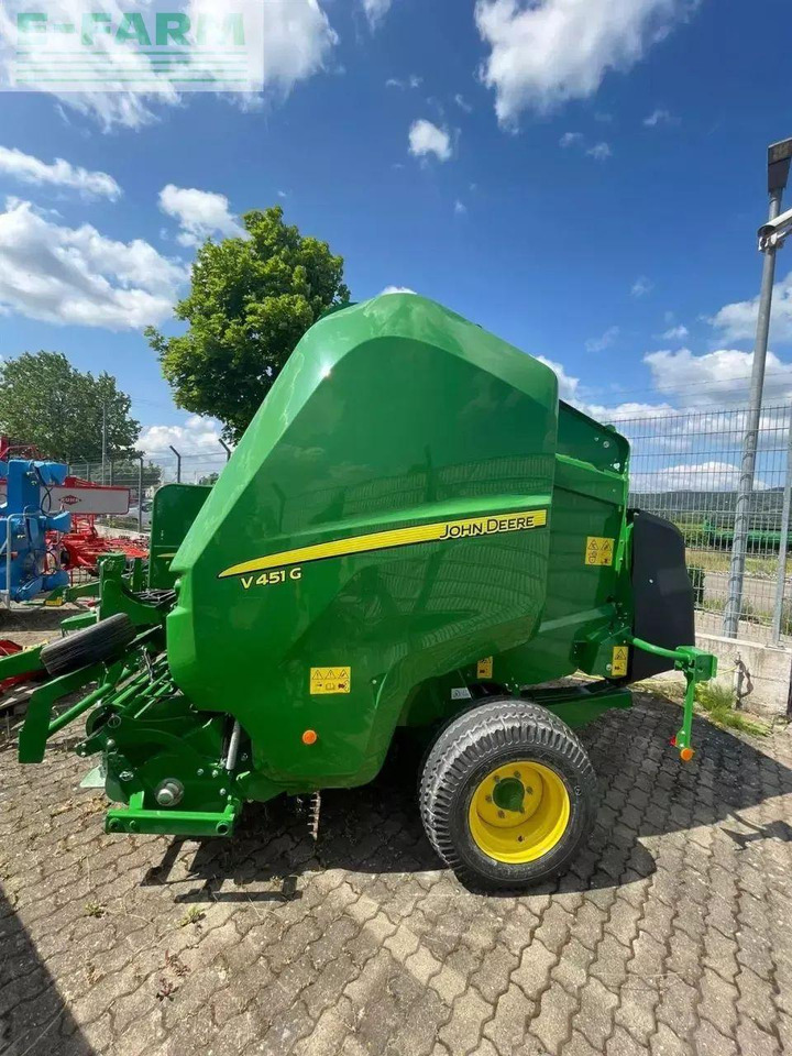 John Deere v451g - Presse à balles cubiques: photos 1 John Deere v451g - Presse à balles cubiques: photos 1