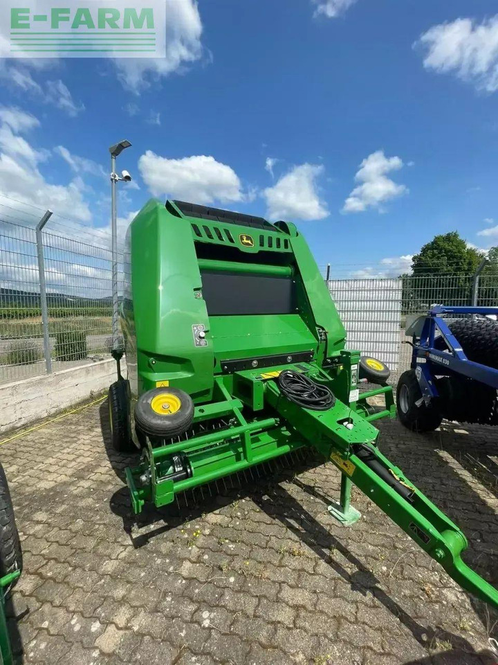 John Deere v451g - Presse à balles cubiques: photos 3 John Deere v451g - Presse à balles cubiques: photos 3