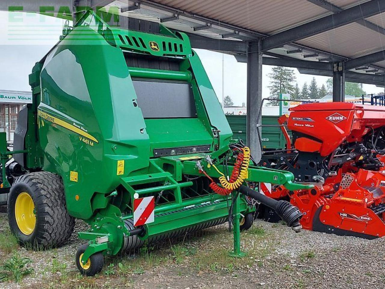 John Deere v461m - Presse à balles cubiques: photos 1 John Deere v461m - Presse à balles cubiques: photos 1