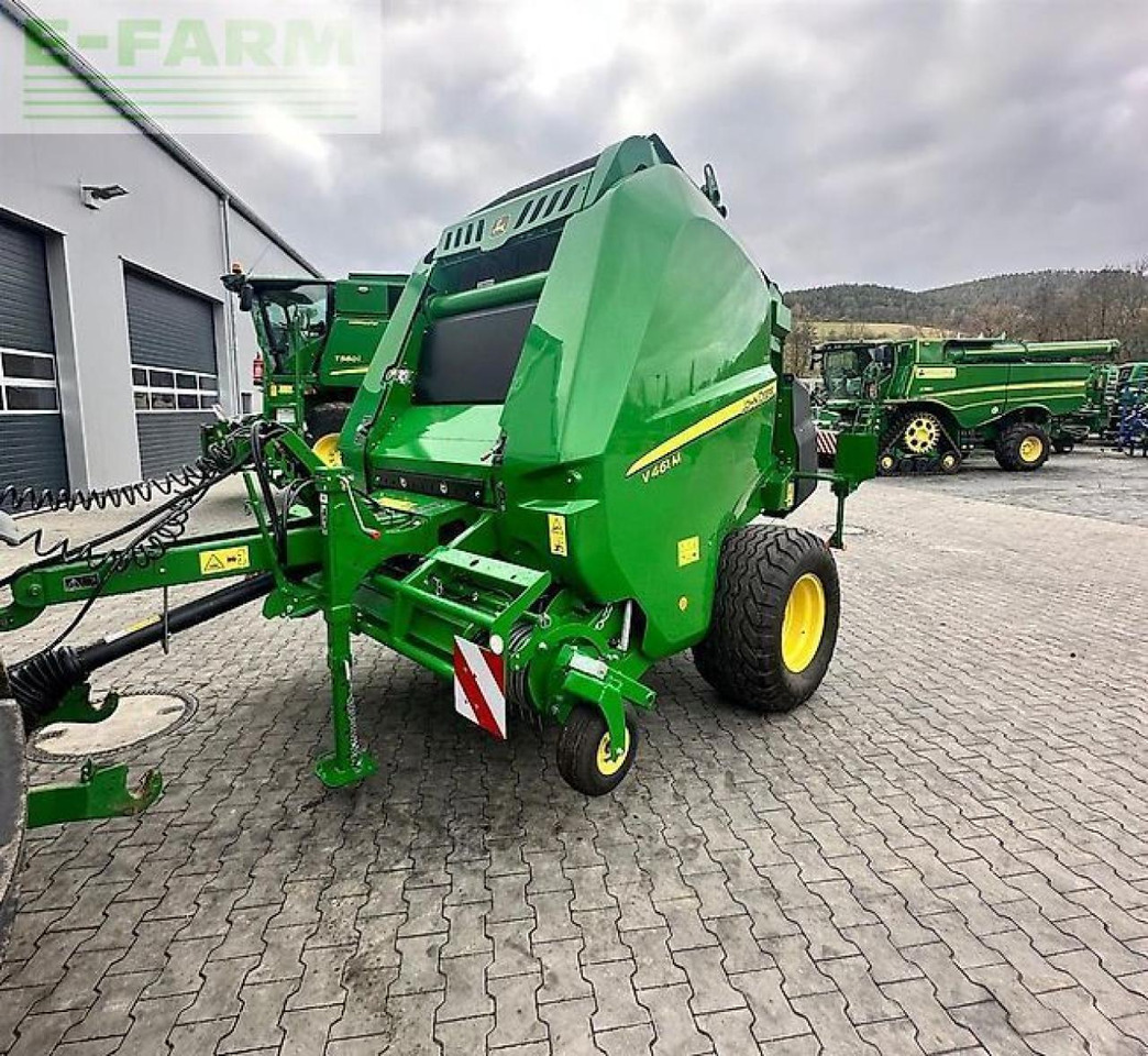 John Deere v461m - Presse à balles cubiques: photos 1 John Deere v461m - Presse à balles cubiques: photos 1