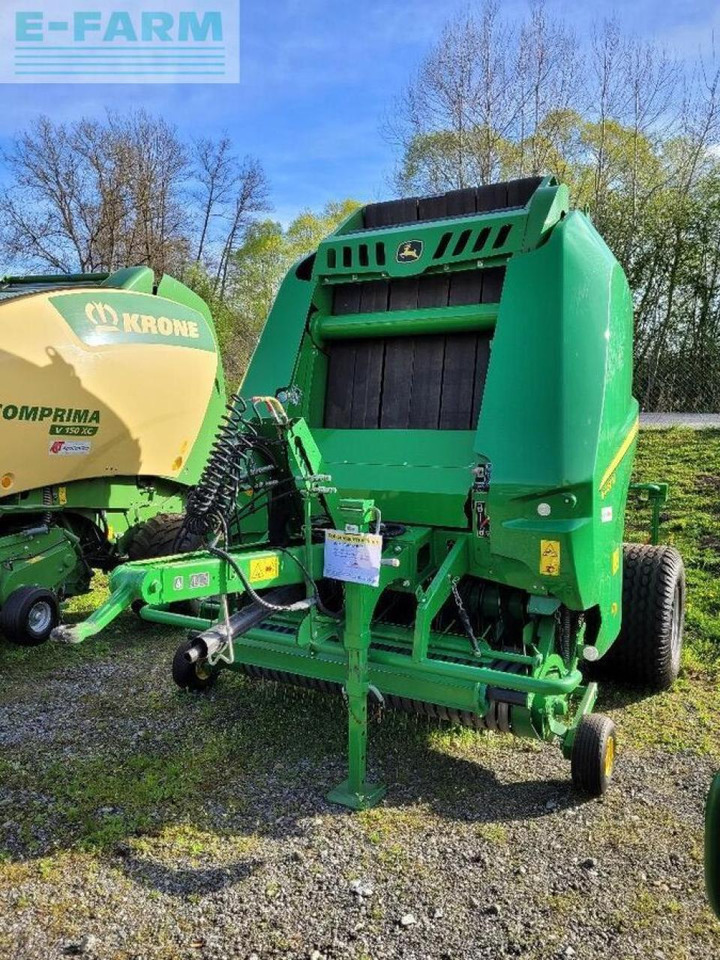 John Deere v461m - Presse à balles cubiques: photos 1 John Deere v461m - Presse à balles cubiques: photos 1