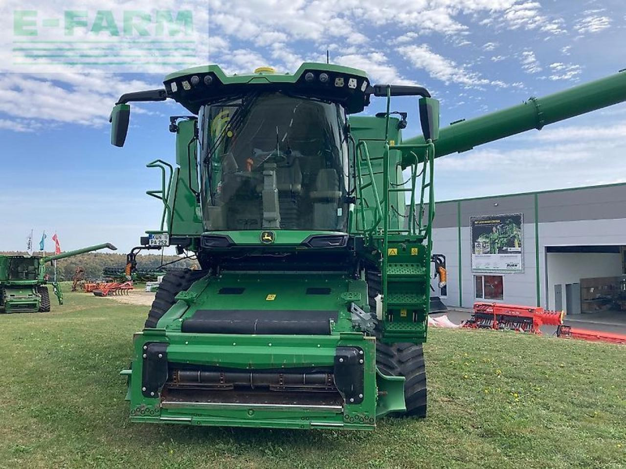 John Deere x9 1100 - Moissonneuse-batteuse: photos 4 John Deere x9 1100 - Moissonneuse-batteuse: photos 4
