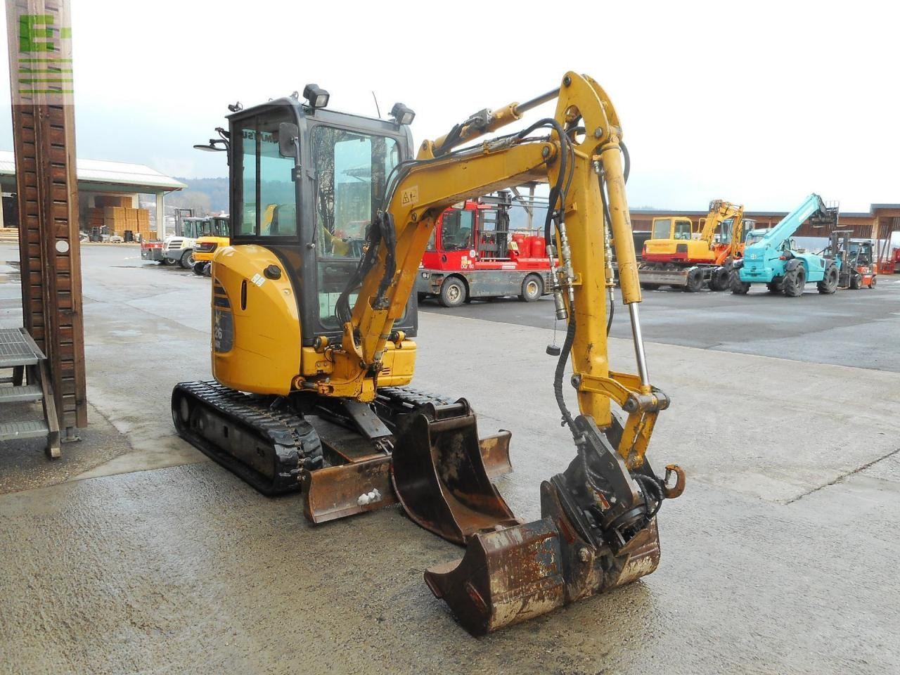 Komatsu pc 26mr-3 ( 2.710kg ) mit powertilt - Mini pelle: photos 5 Komatsu pc 26mr-3 ( 2.710kg ) mit powertilt - Mini pelle: photos 5