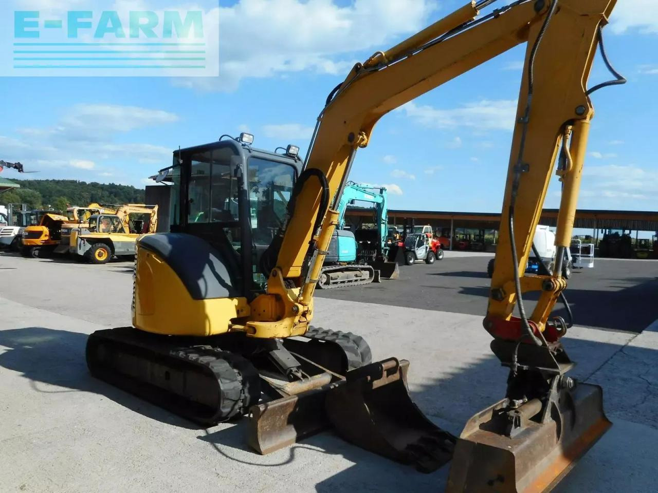 Komatsu px55mr-3 ( 5.400kg ) - Mini pelle: photos 4 Komatsu px55mr-3 ( 5.400kg ) - Mini pelle: photos 4