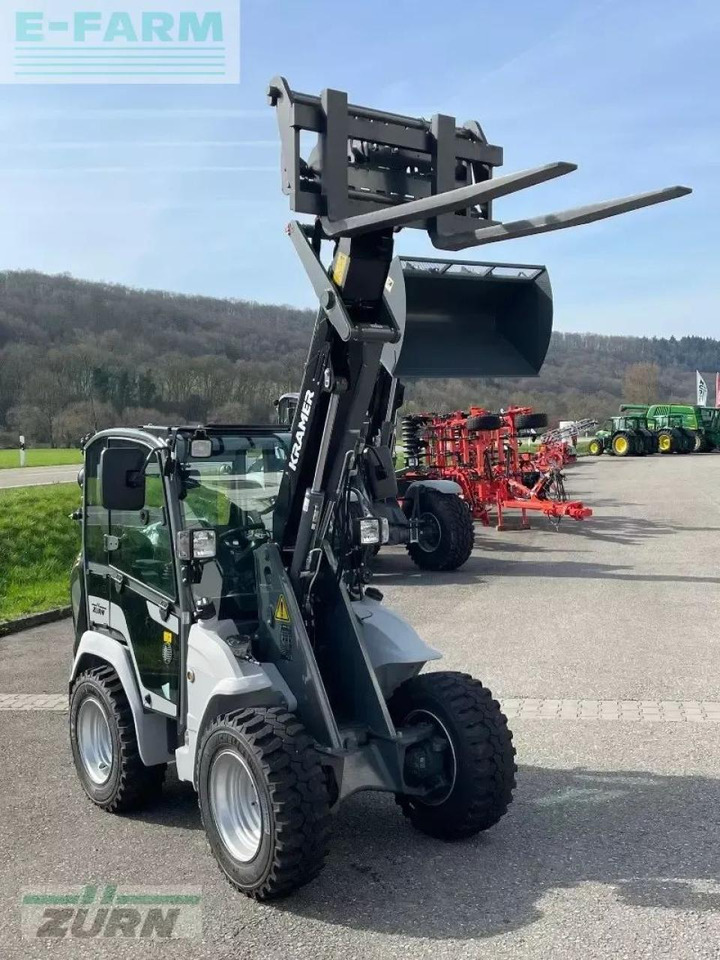 Kramer kl12.5 - Mini pelle: photos 2 Kramer kl12.5 - Mini pelle: photos 2