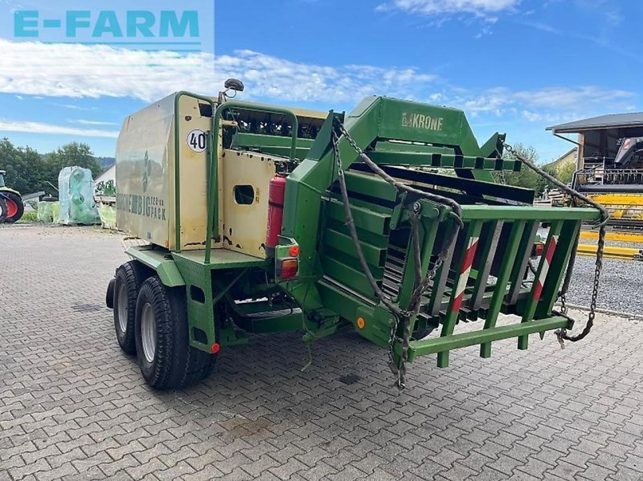 Krone big pack 120-80 - Presse à balles cubiques: photos 4 Krone big pack 120-80 - Presse à balles cubiques: photos 4