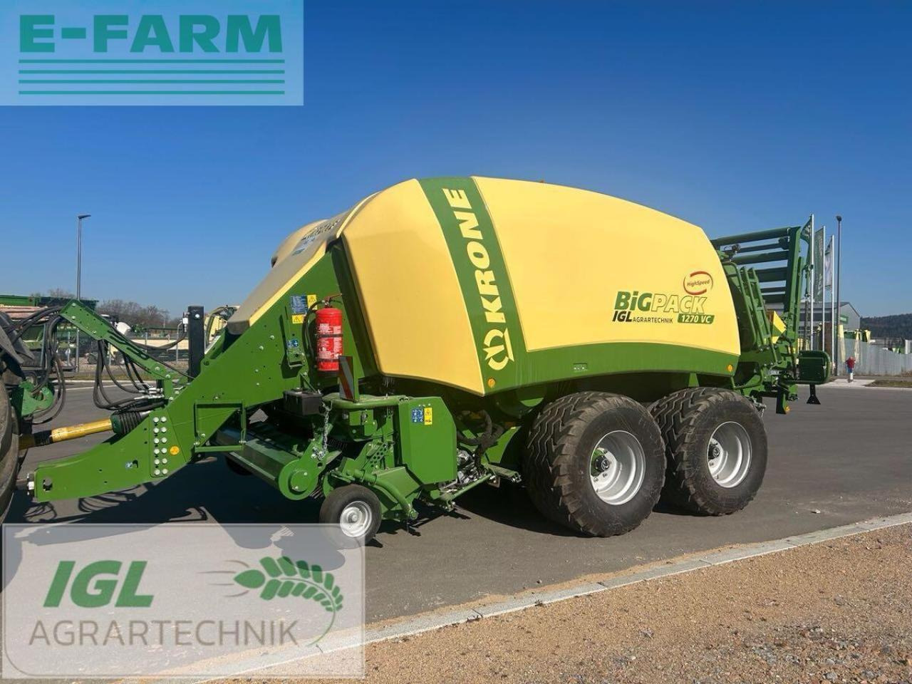 Krone big pack 1270 vc v-knoter - Presse à balles cubiques: photos 1 Krone big pack 1270 vc v-knoter - Presse à balles cubiques: photos 1